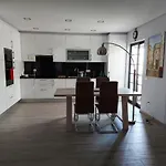 Girassol - Bright, Modern, Well Located Apartament *