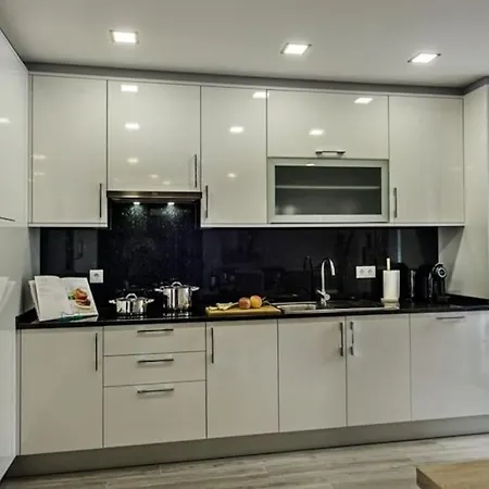 Girassol - Bright, Modern, Well Located * Olhão