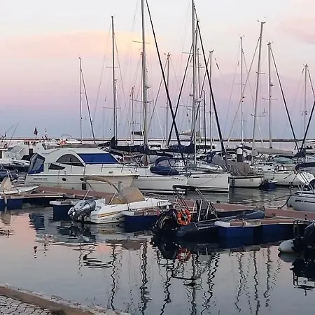 Girassol - Bright, Modern, Well Located Διαμέρισμα